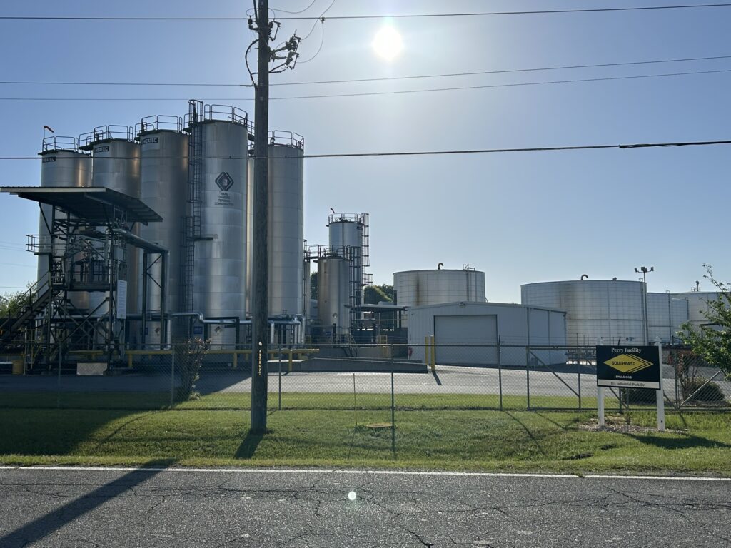 Solterra Materials received new Diamond Commendations for two of its Arizona plants.